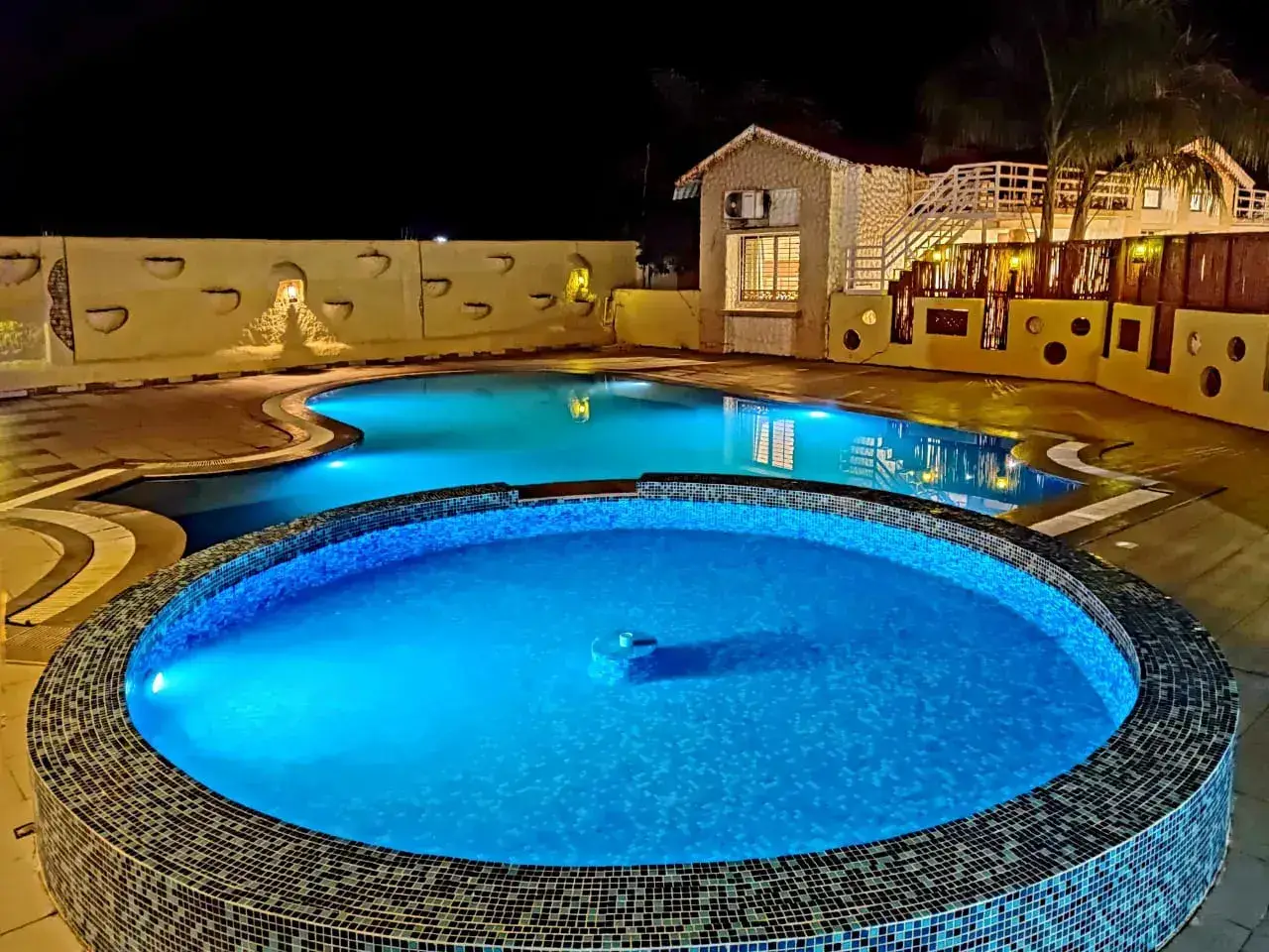 Royal Karhandla Resort, photo 2