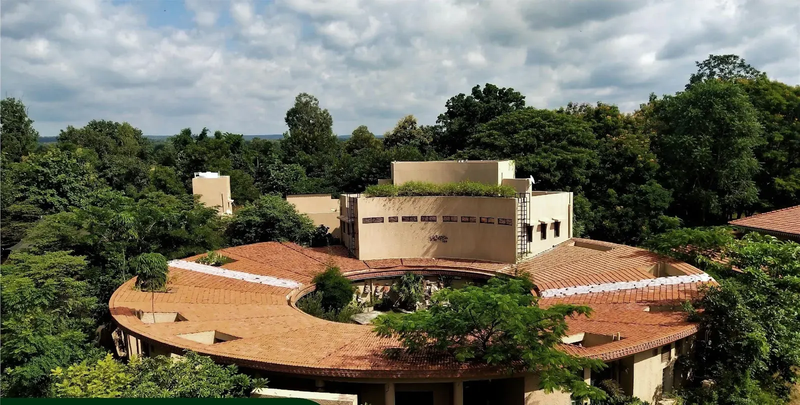 Tathastu Resort Pench, main view