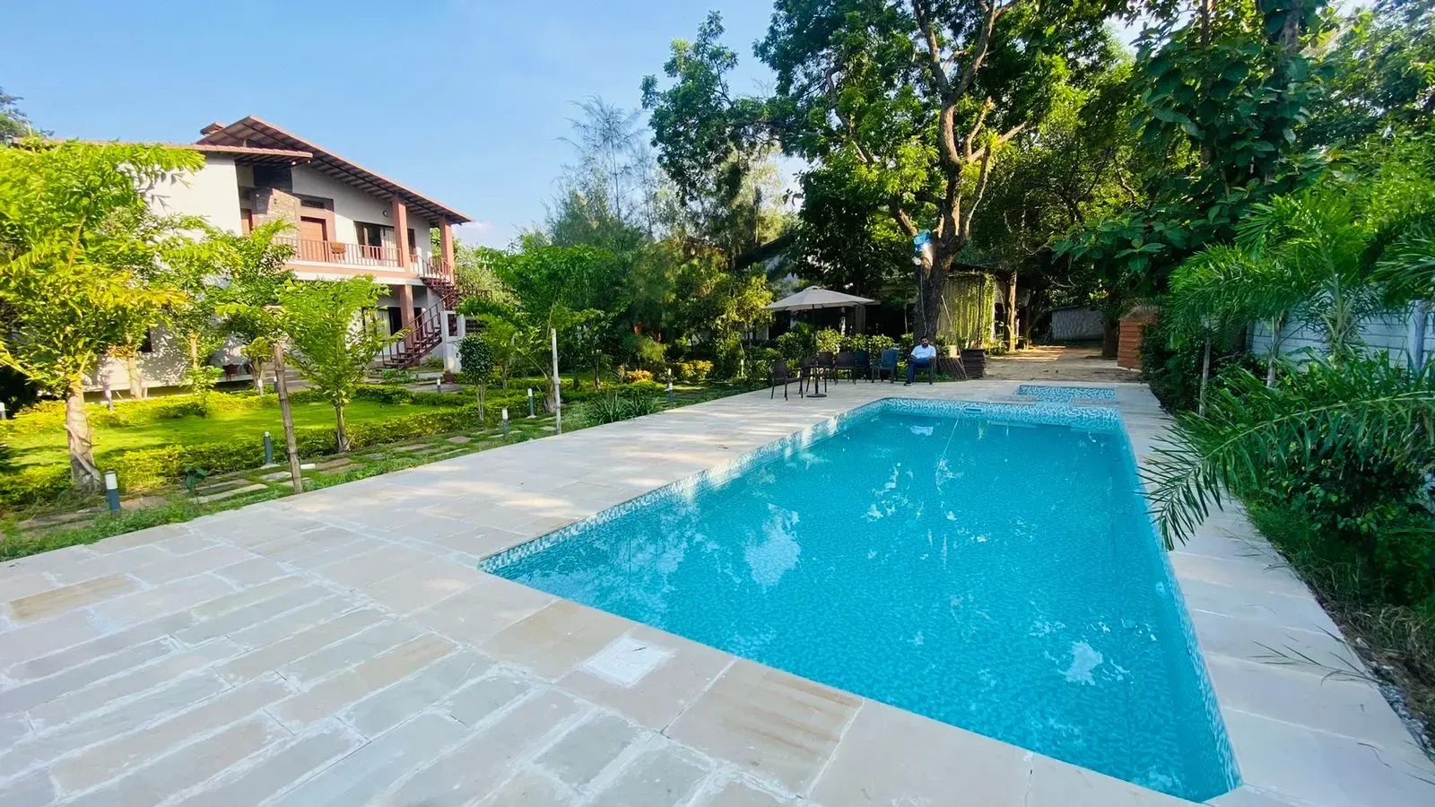 Bandhav Kothi, main view