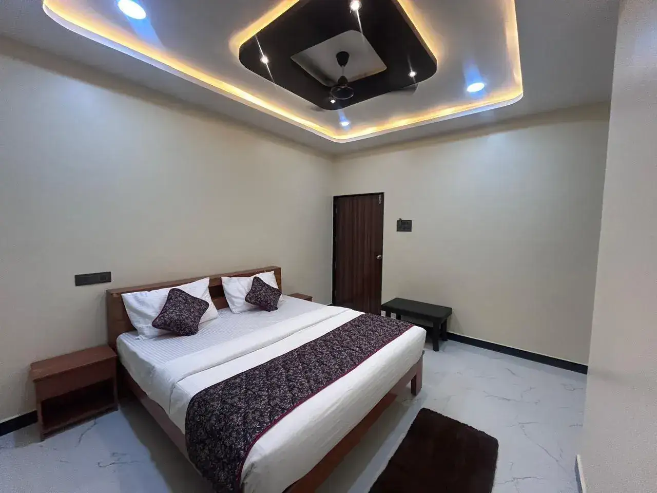 Serenity Lodge, main view