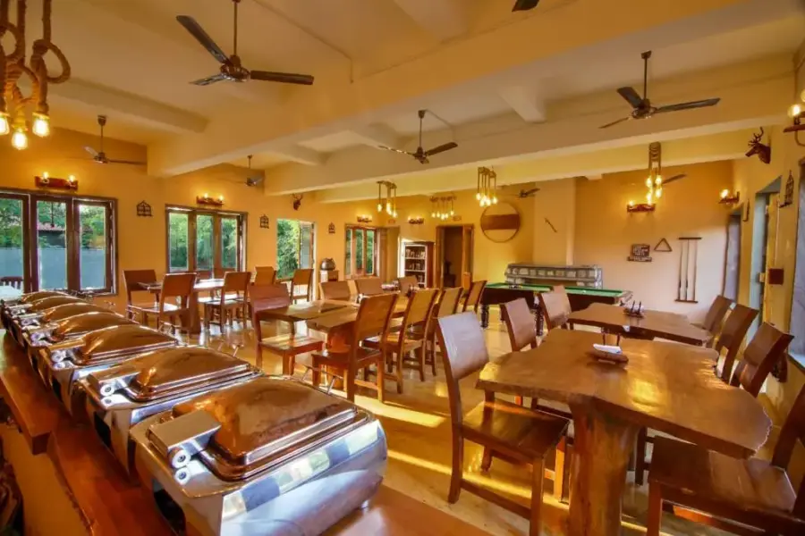 Semi-Luxury stay — cottages, grounds and dining near the Tadoba safari gate (photo 15)