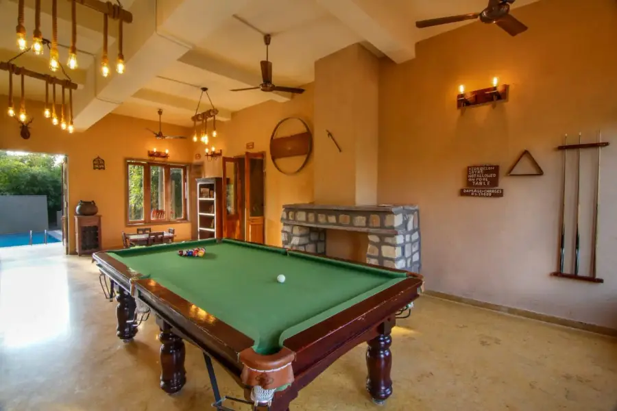 Semi-Luxury stay — cottages, grounds and dining near the Tadoba safari gate (photo 17)