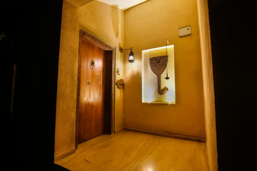 Semi-Luxury stay — cottages, grounds and dining near the Tadoba safari gate (photo 39)