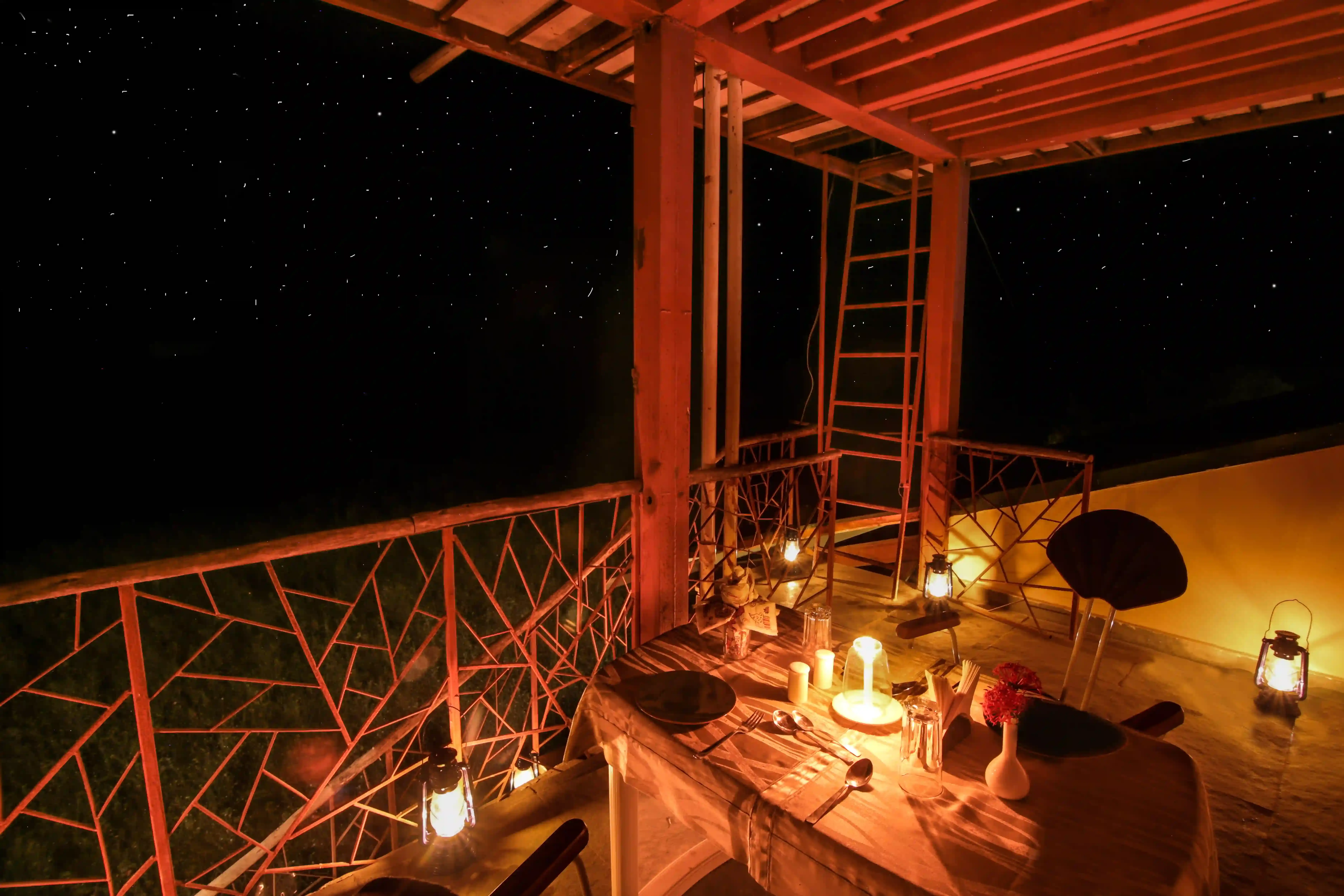 Candle-lit dinner at a lodge near Tadoba