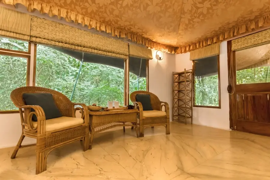 Luxury safari tent at a jungle camp near Pench’s Turia gate (photo 10)