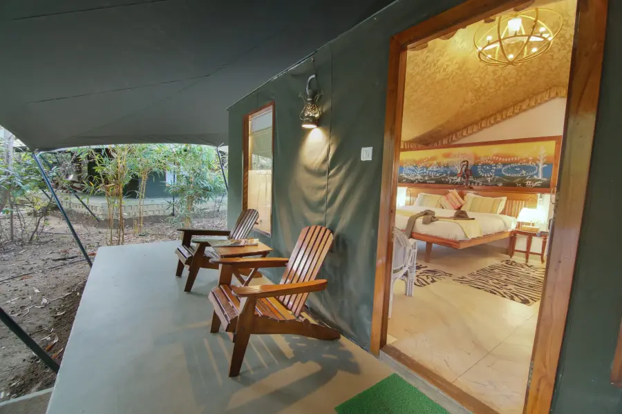 Luxury safari tent at a jungle camp near Pench’s Turia gate (photo 16)