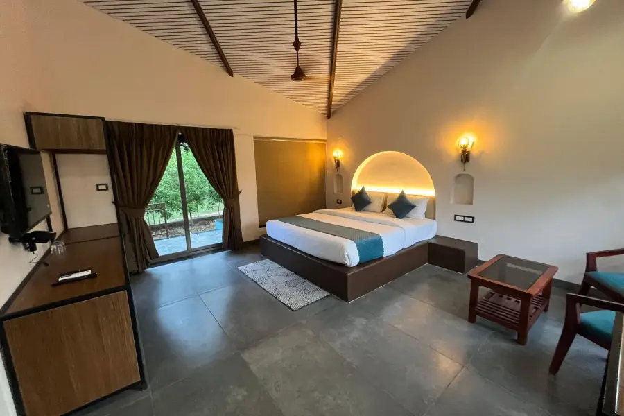 Deluxe cottage with a private plunge pool at a resort near Pench’s Turia gate (photo 6)