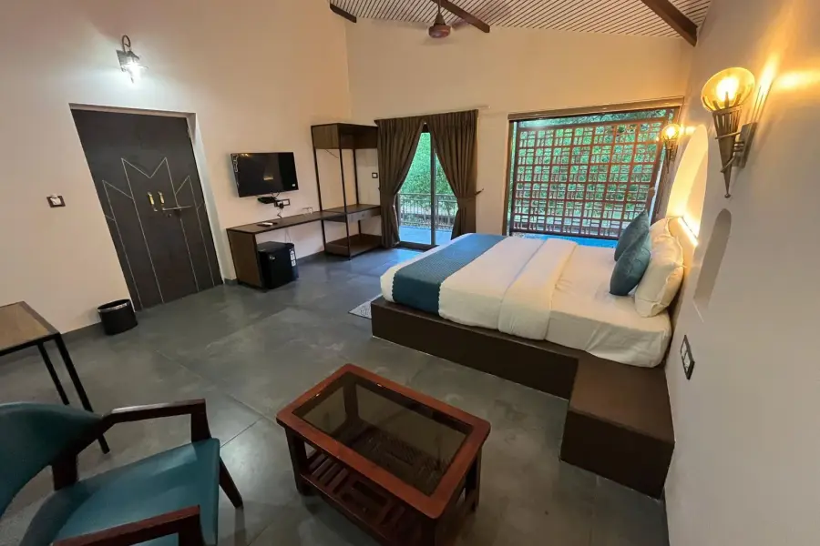 Deluxe cottage with a private plunge pool at a resort near Pench’s Turia gate (photo 10)