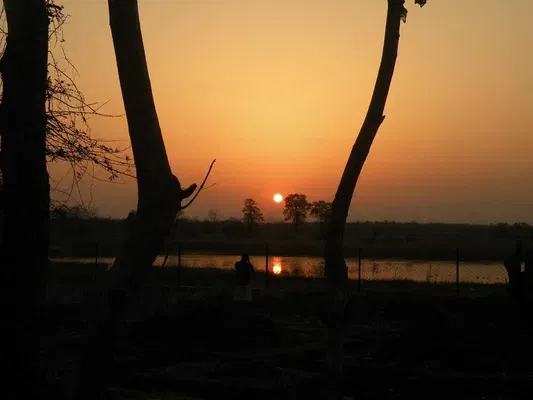 Sunset over the Irai reservoir beside Moharli